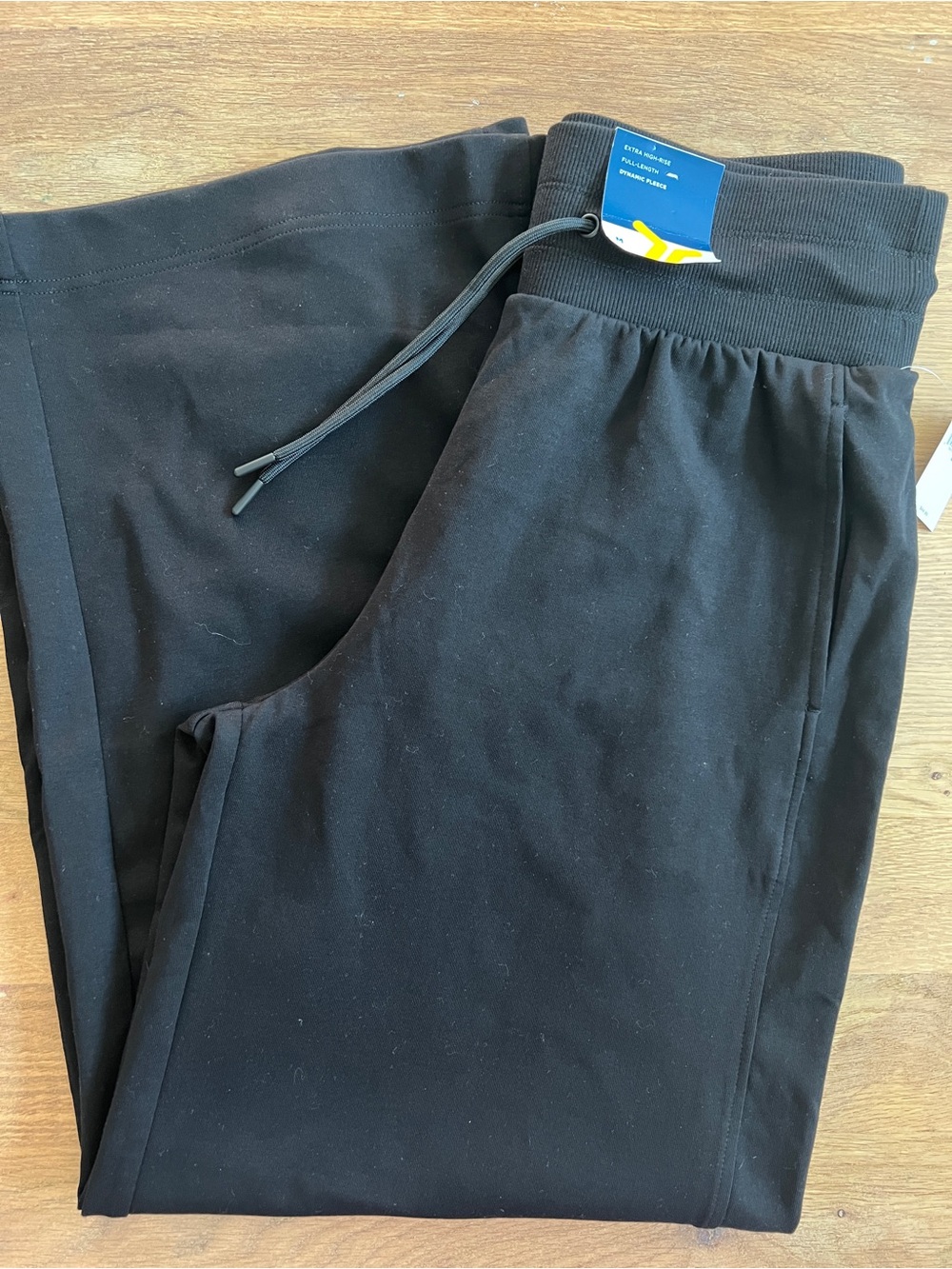 Old Navy Extra High Waisted Dynamic Fleece Wide Leg Sweatpants
